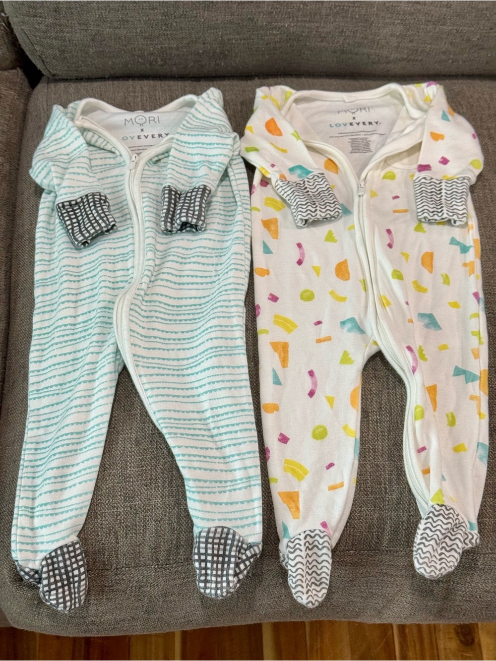 Scallop Clever Zip Baby Pajamas & Shapes Clever Zip Baby Pajamas